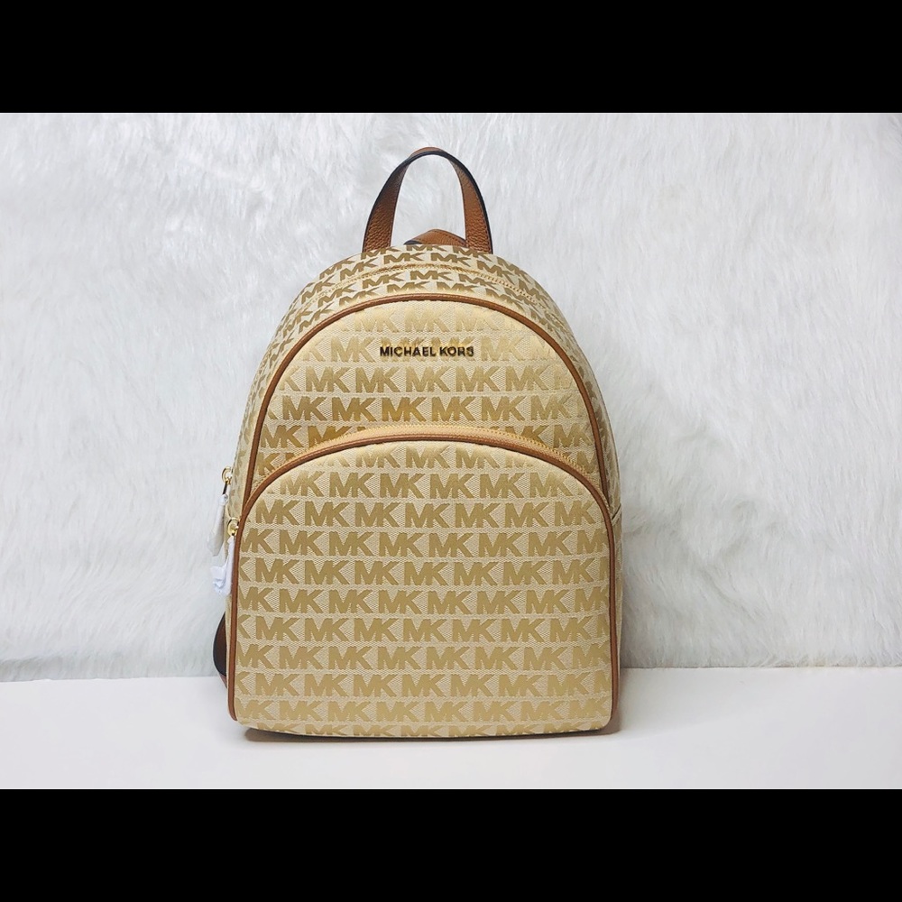Michael Kors Abbey Signature Backpack M